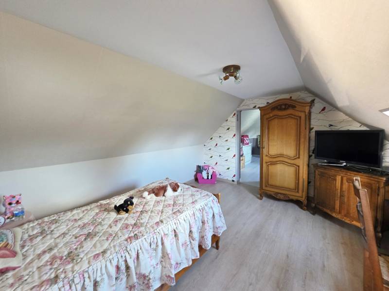 Proche Goderville, maison individuelle avec bâtiments sur grand terrain