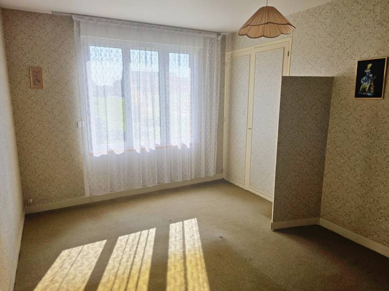 A la campagne proche de Fécamp, Longère de caractère à vendre avec grand bâtiment