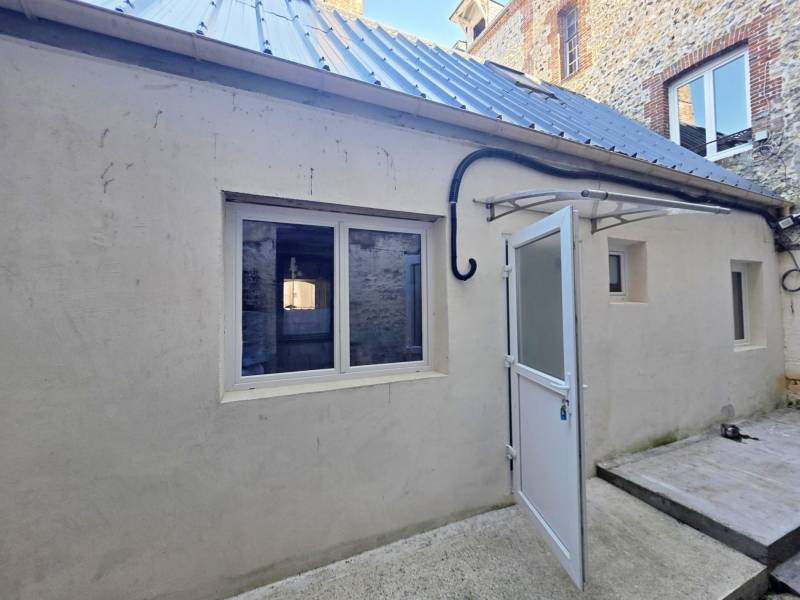 A vendre centre-ville de Fécamp maison 2 chambres