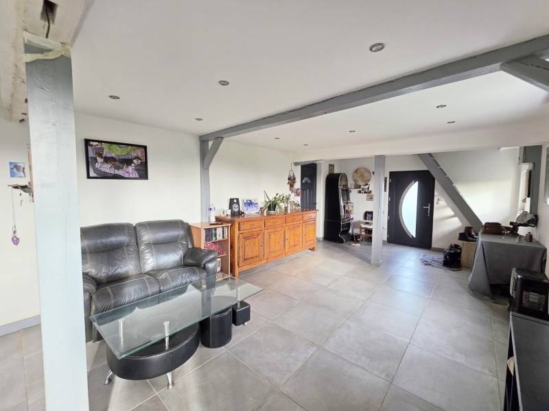 Maison individuelle rénovée avec grand terrain entre Fécamp et Terres-de-caux