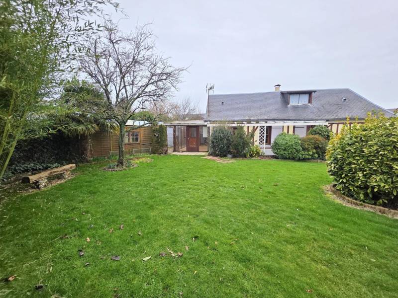 Ancienne maison normande avec colombages à vendre entre Fécamp et Goderville