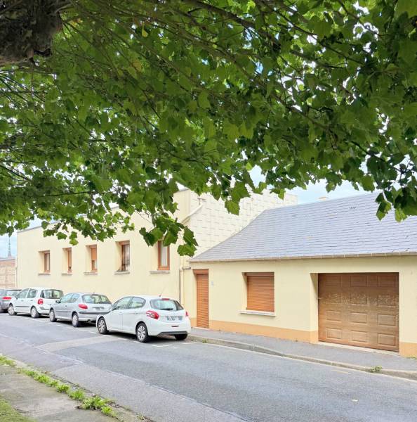 A Fécamp maison à vendre avec vie de plain-pied  avec garage et grande pièce de vie  proche du centre-ville