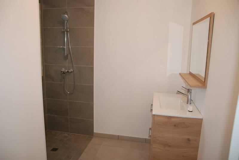 A acheter pavillon récent proche commerces à FECAMP