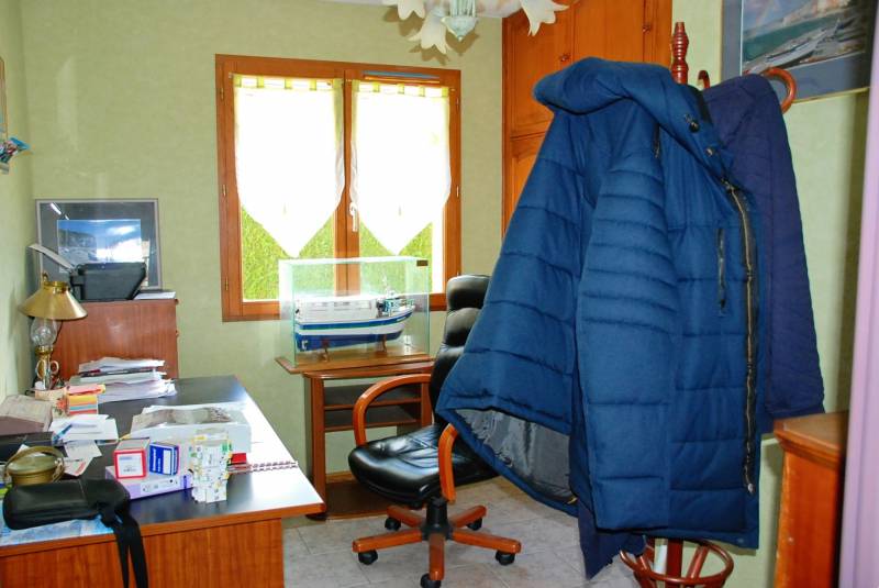 Pavillon 4 chambres avec grand bâtiment à vendre très proche de FECAMP  