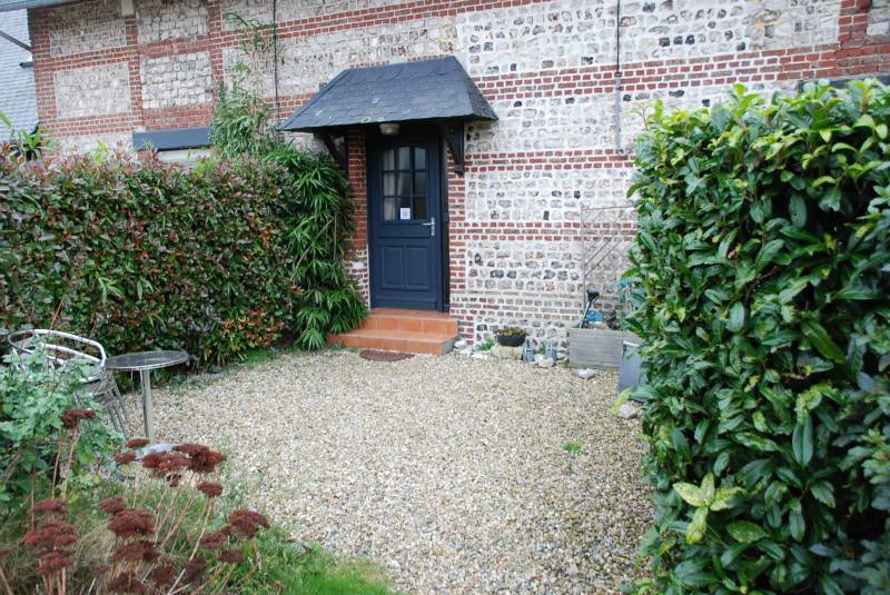 A vendre, superbe appartement situé dans une petite copropriété bénévole à 2 pas d'YPORT, à la campagne  