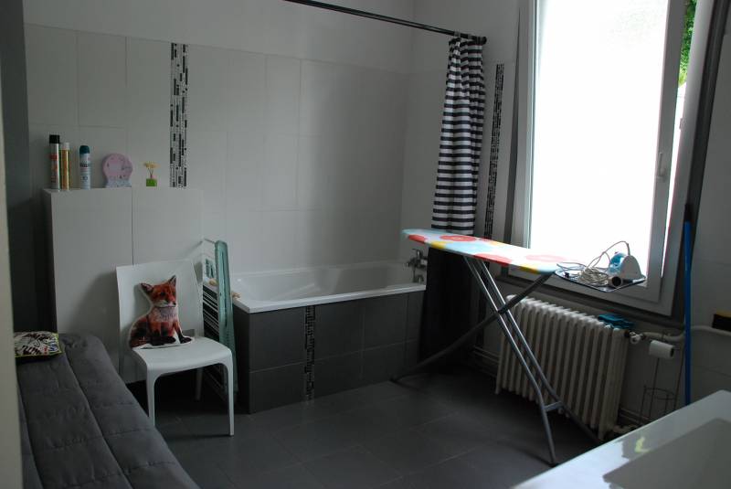 Achat maison de ville avec cour et bâtiment proche commodités à FECAMP  