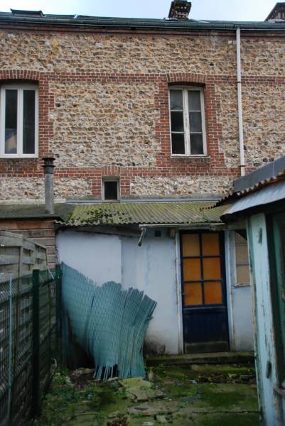 à vendre maison en brique et silex à rénover à FECAMP 76400