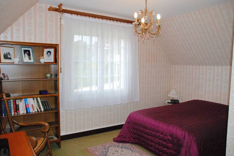 A acquérir pavillon individuel proche de FECAMP 76400 avec 4 chambres et garage en Seine-Maritime 76