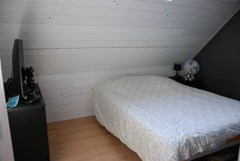 A vendre longère rénovée sur 2257m² dans un village proche de Valmont  