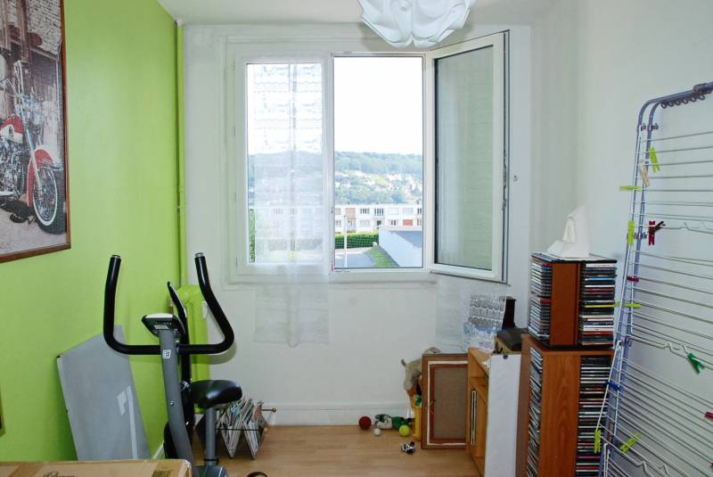 APPARTEMENT AVEC LOCATAIRE A VENDRE A FECAMP PROCHE CENTRE-VILLE ET DE LA PLAGE 76400 FECAMP