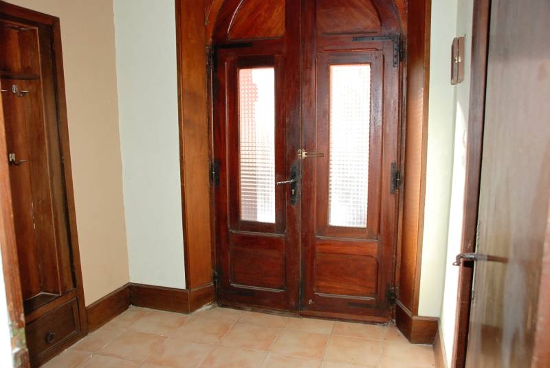 Maison de ville briques et silex a acheter à Valmont