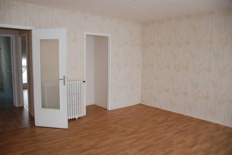 A vendre appartement lumineux à FECAMP proche commerces