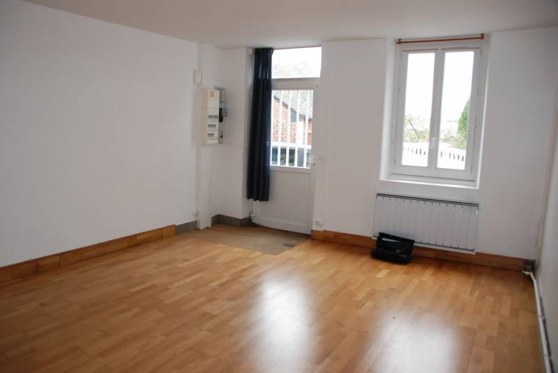 A vendre maison 2/3 chambres avec jardin entre cany-barville 76450 et fauville-en-caux