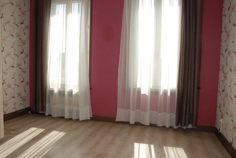 A vendre maison en briques et silex avec jardin proche du centre-ville à FECAMP  