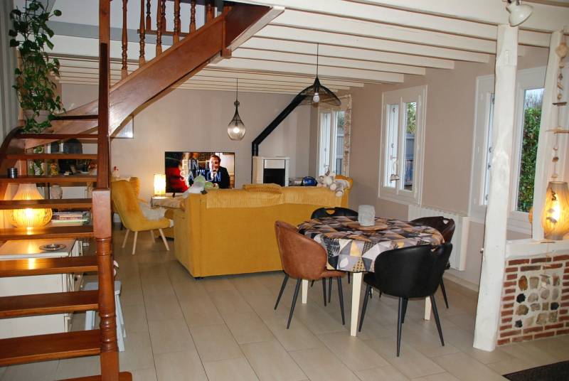 Longère à vendre dans un village côtier avec tous commerces proche de Fécamp