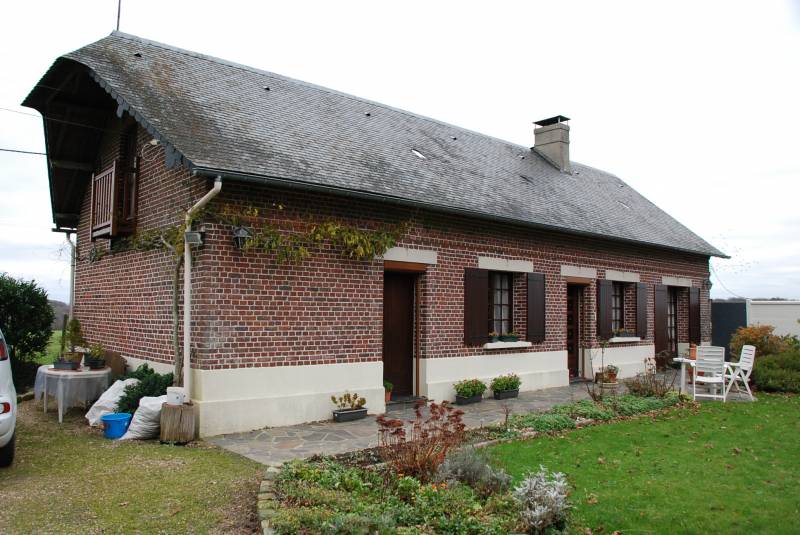 a vendre maison de caractère en brique proche GODERVLLE 76110