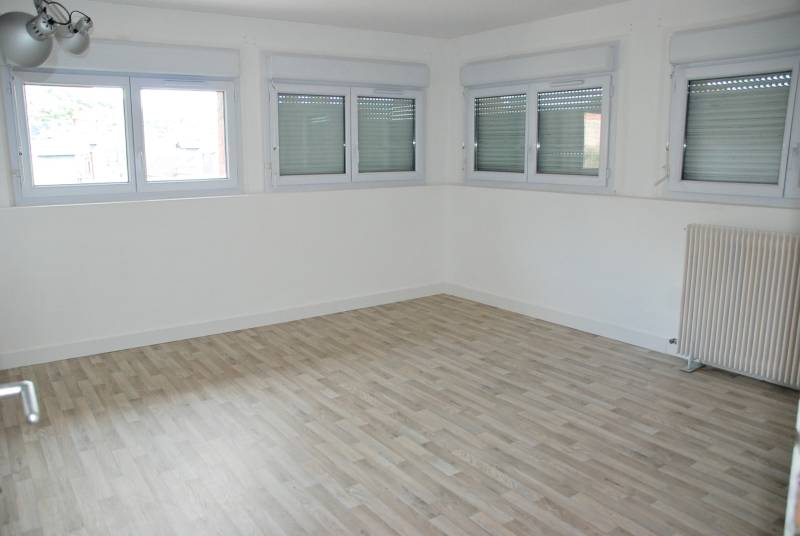A vendre grand appartement lumineux de 247m² situé proche du port de Fécamp