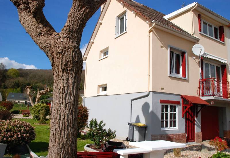 Exclusivité, à COLLEVILLE maison avec garage à vendre, 3 chambres