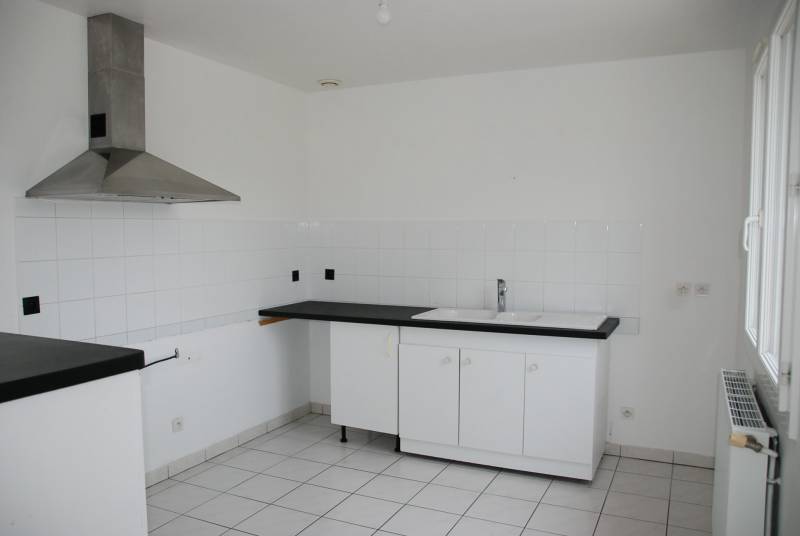 Pavillon récent avec 3 chambres garage à acheter 