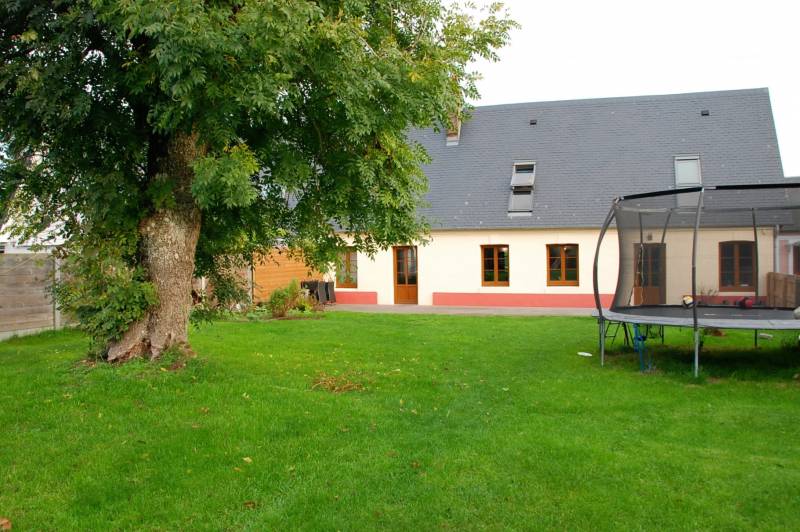 A vendre proche de FECAMP longère rénovée avec jardin