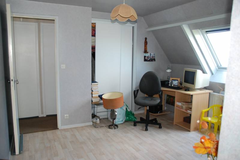 A vendre à proximité de FECAMP 76 maison individuelle 5 chambres avec jardin