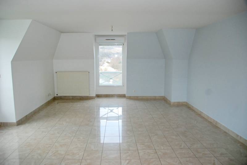 A vendre à FECAMP appartement en très bon état proche commerces