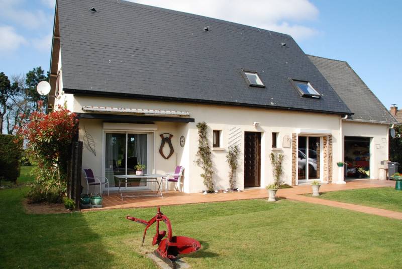 A vendre proche de FECAMP 76400 PAVILLON INDIVIDUEL AVEC JARDIN ET GARAGE