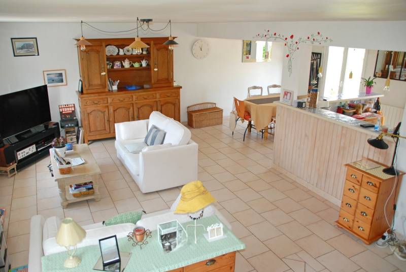 Maison à acheter avec grand pièce de vie 76400