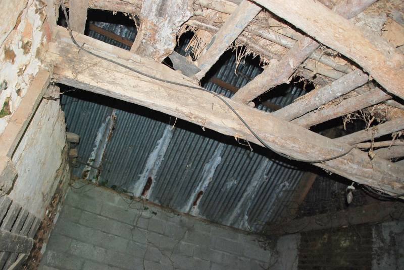 A vendre terrain à bâtir de 1000m² avec bâtiments axe Fécamp / Cany-Barville