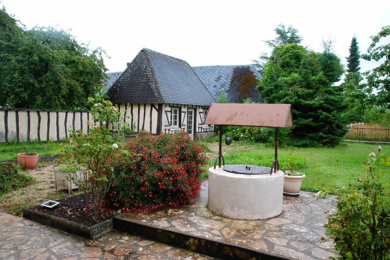 A vendre longère de caractère à rénover proche FAUVILLE
