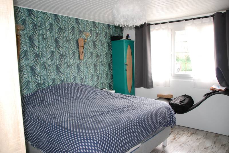 LONGERE ENTIERE RENOVE A VENDRE AXE FECAMP ETRETAT VIVABLE DE PLAIN PIED