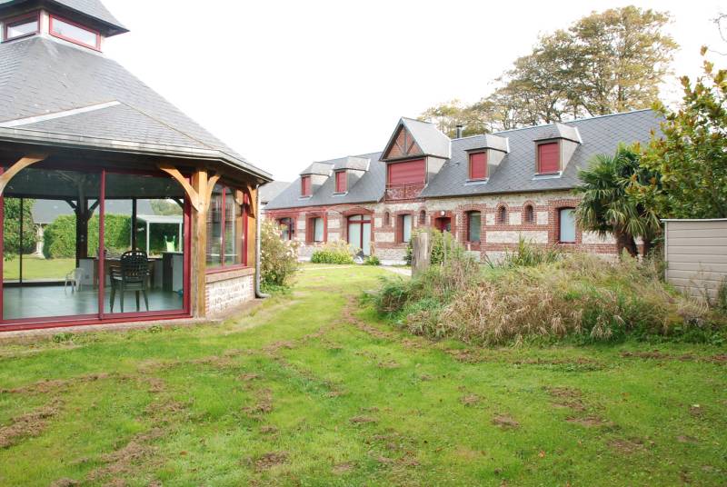 A VENDRE PROPRIETE SUR 5300 M² DE TERRAIN PROCHE DE FECAMP 76400