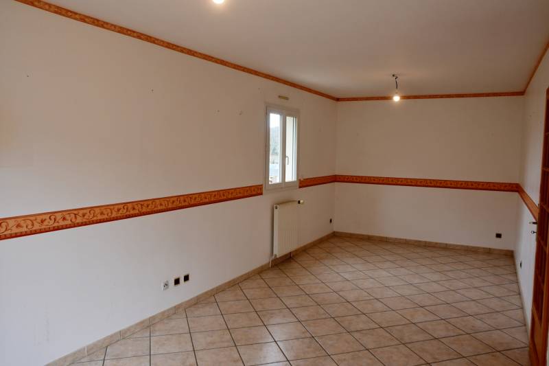 Pavillon individuel sur sous sol complet à vendre sur FECAMP 76400  