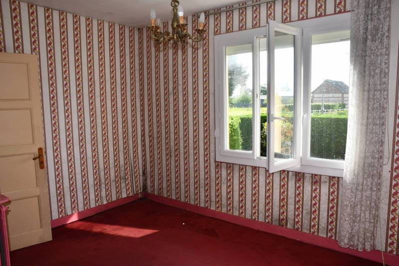 A vendre pavillon sur sous-sol complet, 3 chambres dans un village proche Goderville