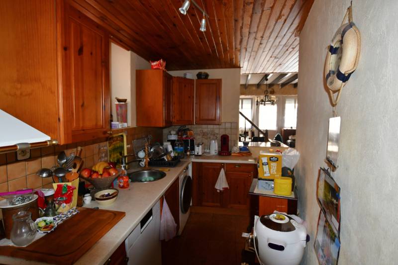 A vendre maison de village idéalement située à YPORT