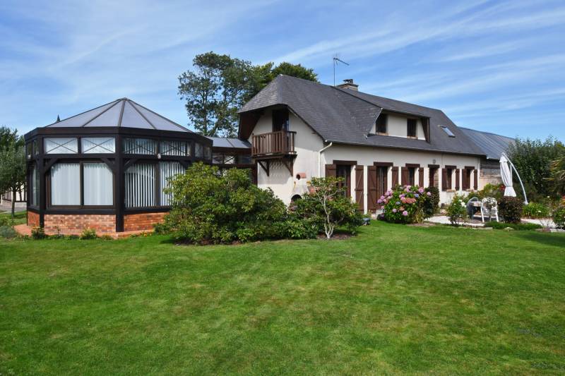 Ensemble immobilier à vendre proche Fécamp