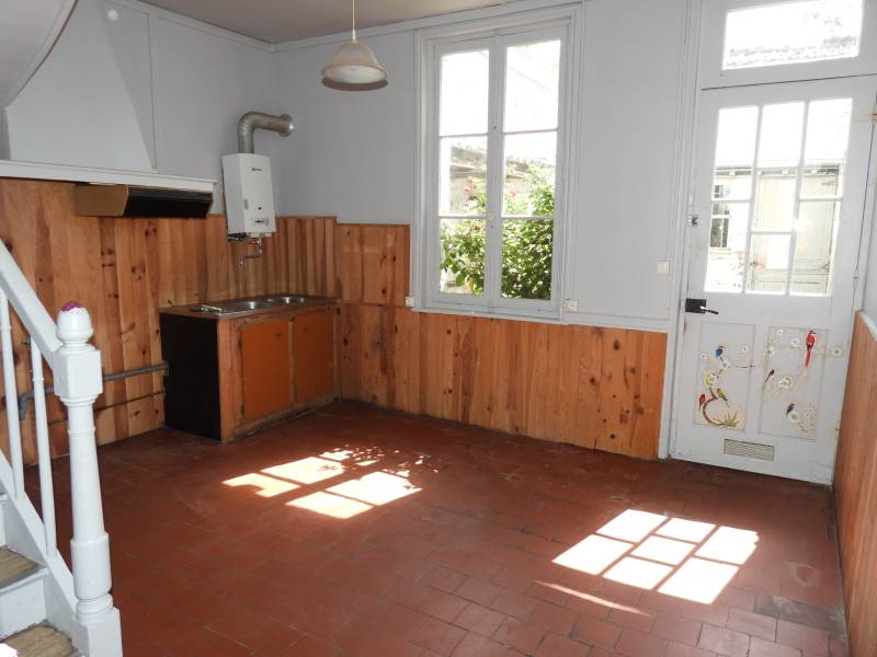 Achat maison à rénover à FECAMP dans une impasse très calme avec cour