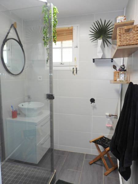 Charmant pavillon en très bon état avec superbe vue dégagée à proximité de Fécamp