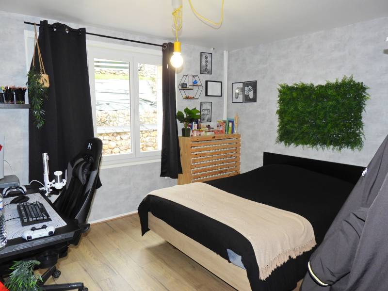 Charmant pavillon en très bon état avec superbe vue dégagée à proximité de Fécamp