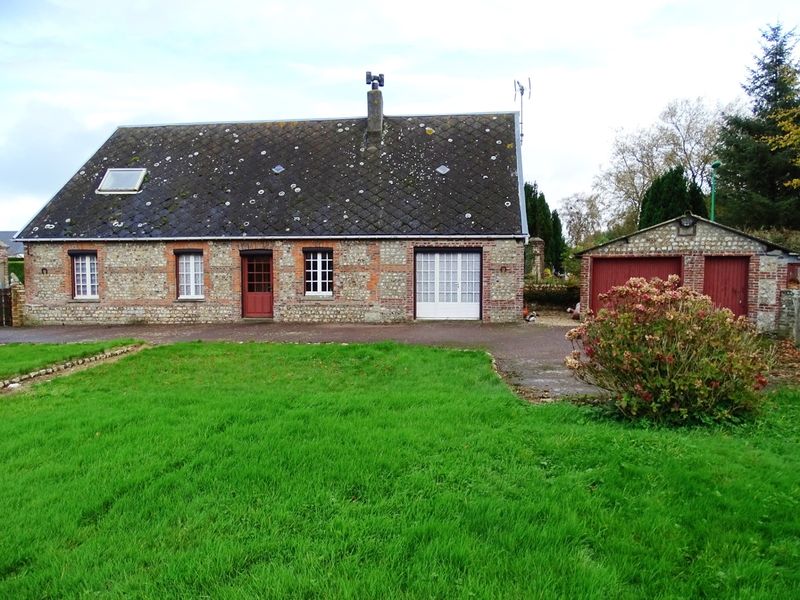 A vendre maison briques et silex proche de GODERVILLE 76110