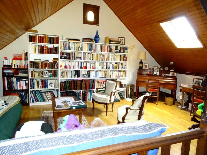 Jolie grange rénovée avec goût d'une belle superficie à vendre proche de la mer et de FECAMP 76