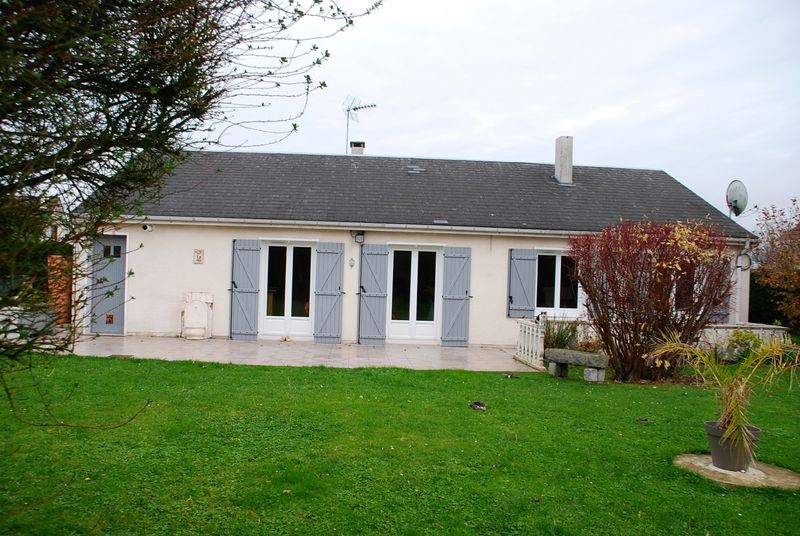 A vendre pavillon de palin pied avec garage à ST LEONARD 76400