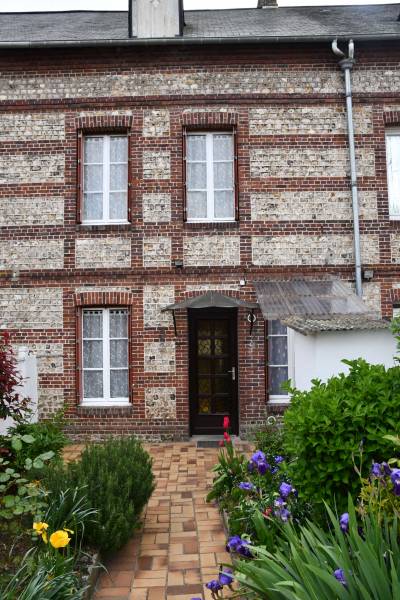 A vendre maison avec extérieur à TERRES-DE-CAUX 76640