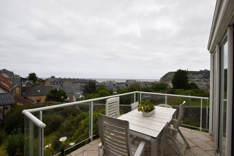 NEGOCIABLE A vendre maison sur les hauteurs à FECAMP avec belle vue / Jardin  