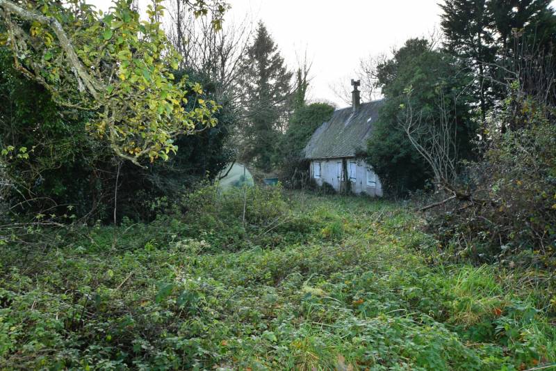 A vendre maison à rénover sur terrain viabilisé de 1077m² proche FECAMP, en direction de GODERVILLE  