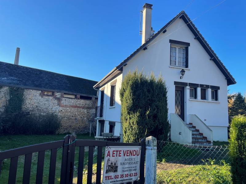 Pavillon individuel sur sous sol complet à vendre sur FECAMP 76400  