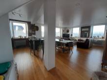 Superbe Appartement rénové avec 2 chambres, parking et garage à Saint-Pierre-en-Port