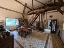 A vendre campagne de GODERVILLE authentique chaumière offrant une belle superficie et beau terrain plat