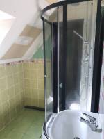 A vendre proche GODERVILLE pavillon individuel avec garage et jardin