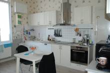 En exclusivité, grande maison de caractère avec jardin et batiment idéalement située dans le centre bourg de ELETOT 76540  